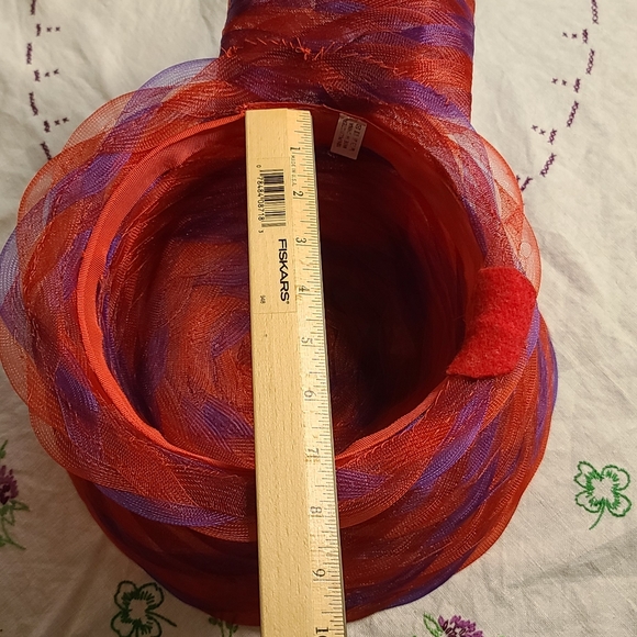 Derby Hat red and purple - Picture 10 of 11